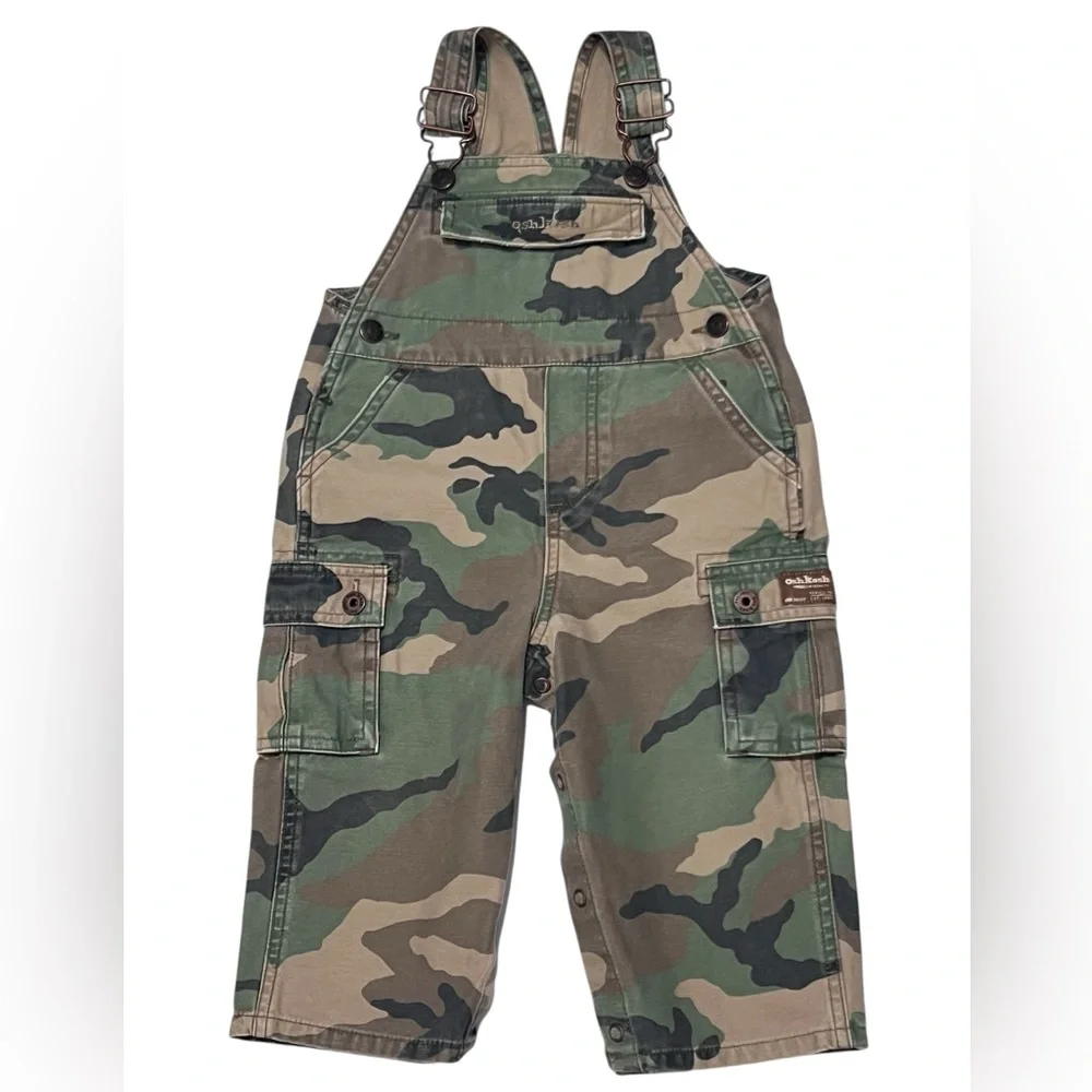 OshKosh b'gosh Vestbak Camo Cargo Overalls 18 Months Snap Leg Distressed Army